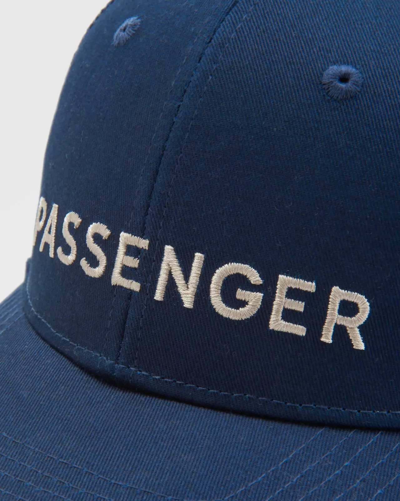 passenger_recycelte_baumwolltruckerkappe__tiefes_marineblau_4.webp Fashion recycelte Baumwoll-Trucker-Kappe - Tiefes Marineblau Herren Kappen & Hüte | Kappen & Hüte