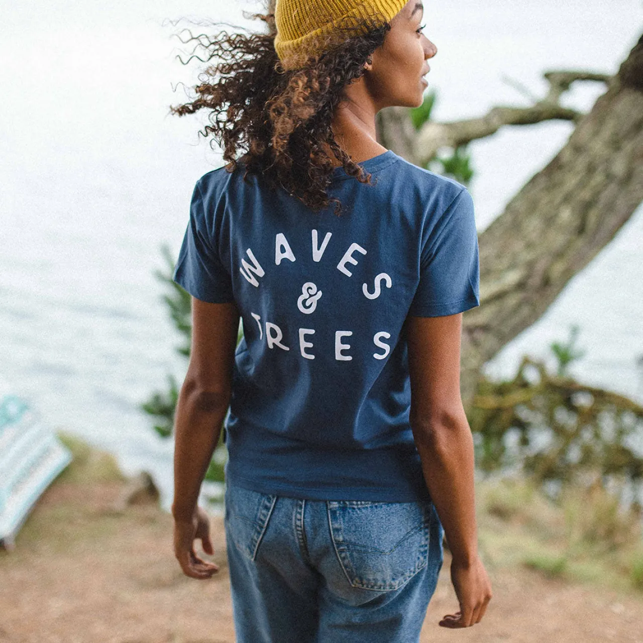 penida_recyceltes_baumwolltshirt__dunkler_denim_2.webp Fashion Penida recyceltes Baumwoll-T-Shirt - Dunkler Denim Damen Oberteile & T-shirts