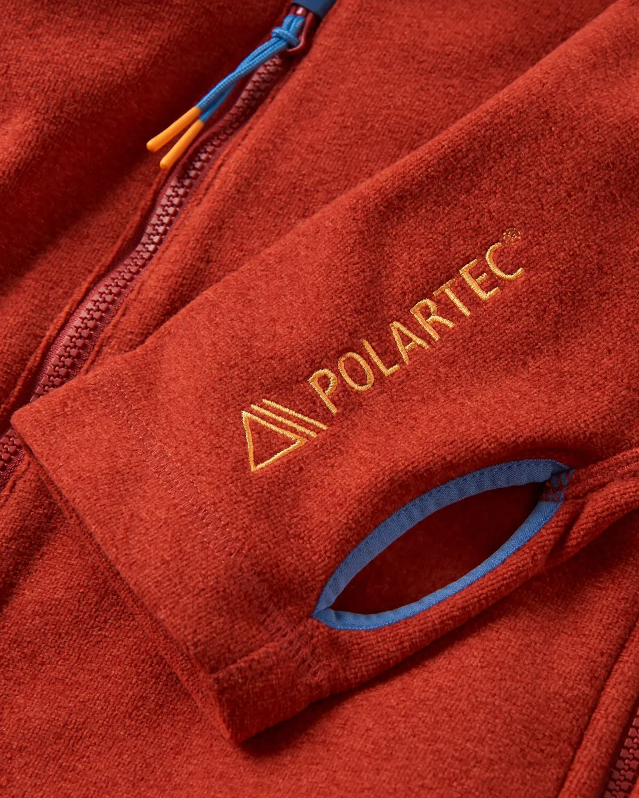 pinegrove_recyceltes_polartec_fleece_hoodie__roter_ocker_8.webp Discount Pinegrove recyceltes Polartec® Fleece Hoodie - Roter Ocker Herren Kapuzenpullover & Sweatshirts | Oberteile