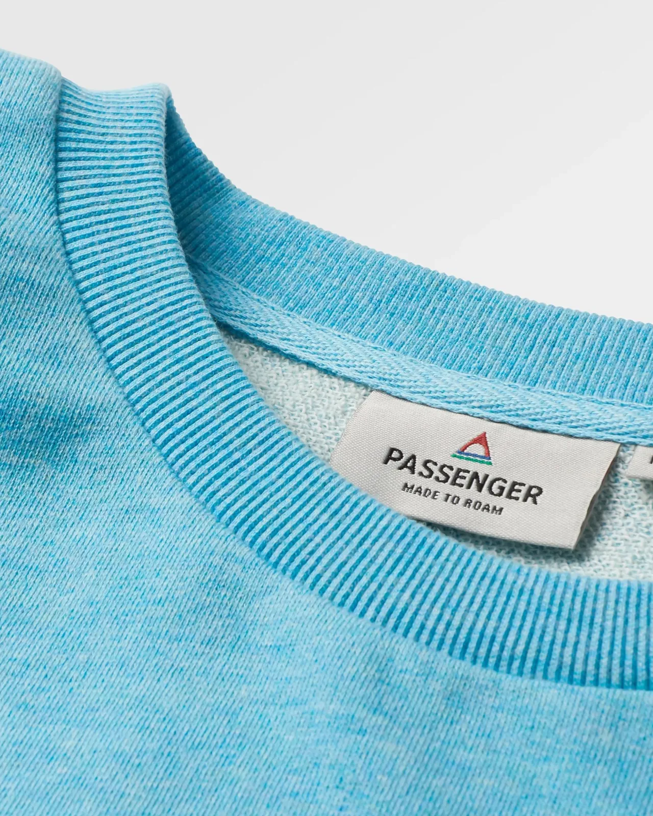 poinsettia_biobaumwollsweatshirt___weiches_blau_pool_marl_2.webp Hot Poinsettia Bio-Baumwoll-Sweatshirt - Weiches Blau Pool Marl Damen Kapuzenpullover & Sweatshirts