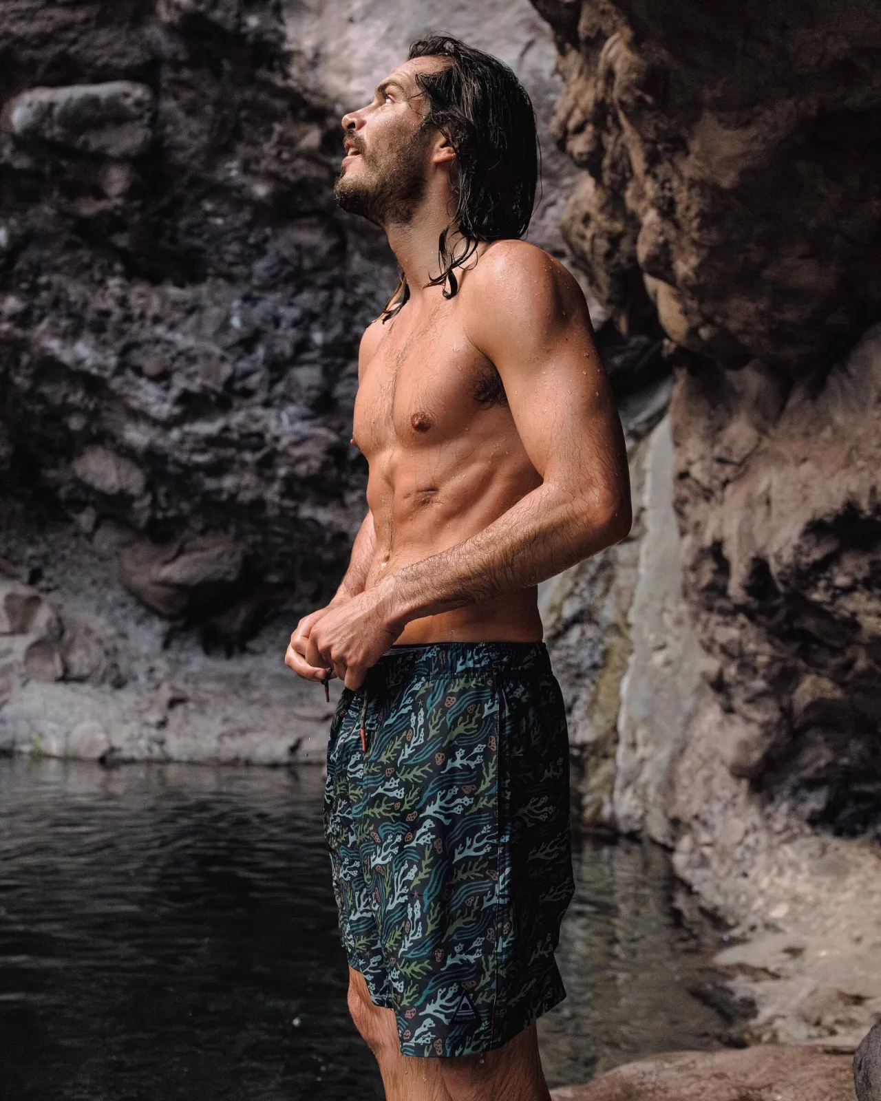 porto_recycelte_allzweckbadehose__ozeanstrom_schwarz_4.webp Sale Porto recycelte Allzweck-Badehose - Ozeanstrom Schwarz Herren Kurze Hosen