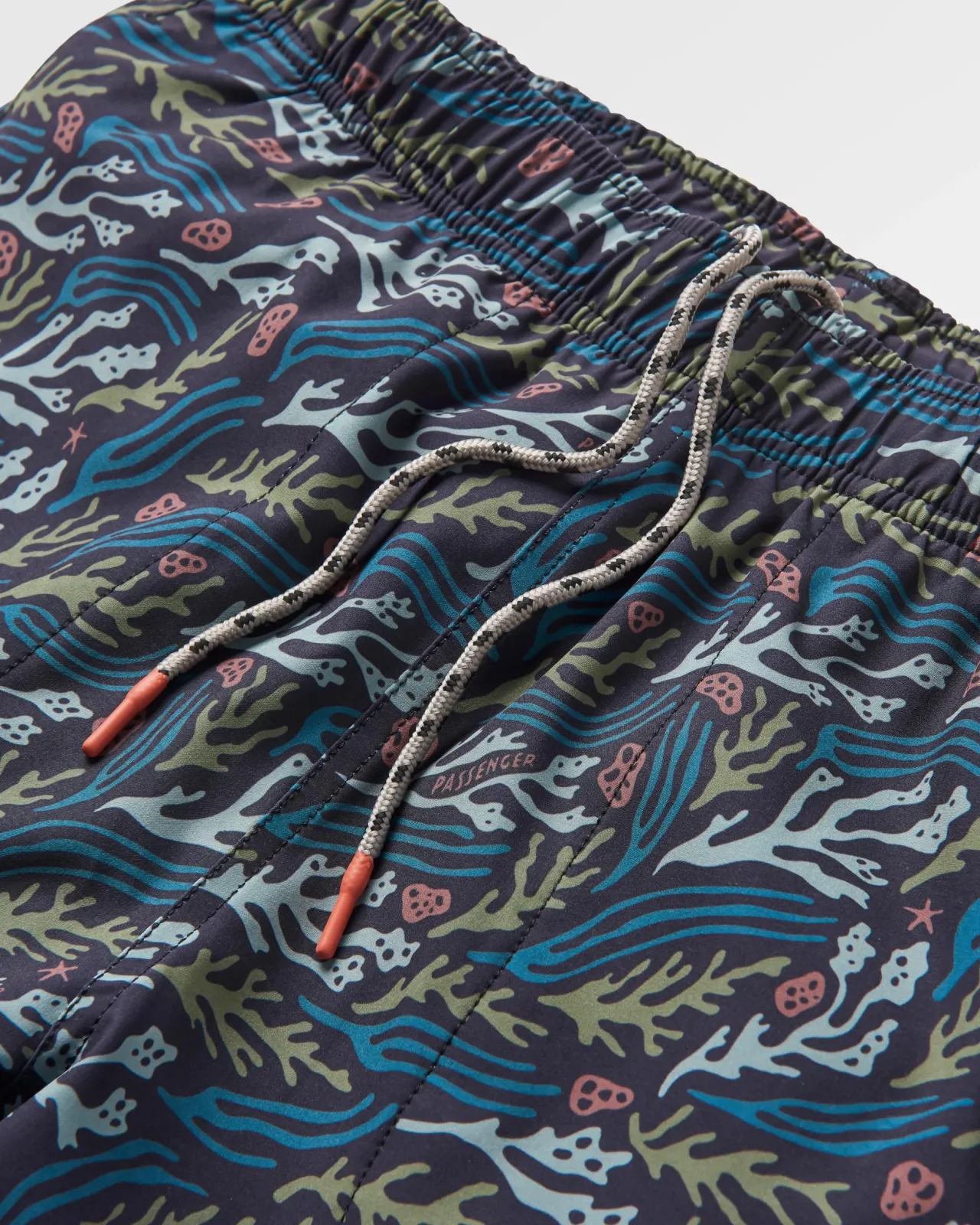 porto_recycelte_allzweckbadehose__ozeanstrom_schwarz_6.webp Sale Porto recycelte Allzweck-Badehose - Ozeanstrom Schwarz Herren Kurze Hosen