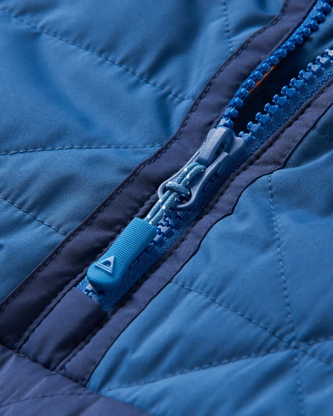 Hot Pursue recycelte 2.0 isolierte Jacke - Dunkler Denim Herren Jacken | Oberteile