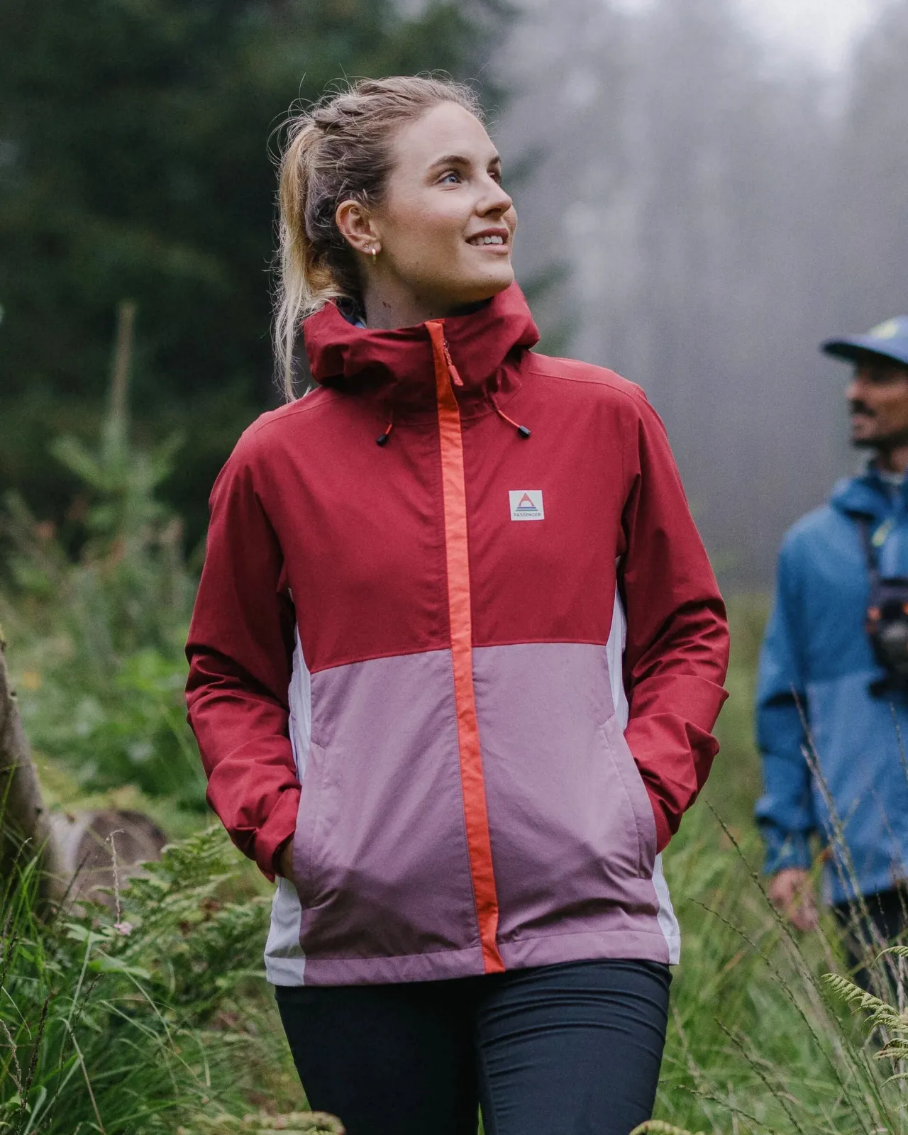 Discount Rainstorm recycelte wasserdichte Jacke - Waldbeere/Beere Damen Wasserdicht | Oberteile
