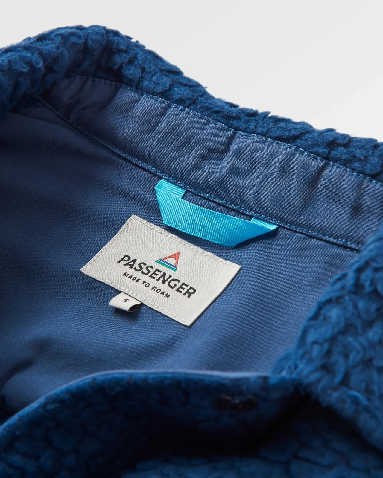 rappel_recyceltes_sherpa_oversized_hemd__dunkler_denim_6.webp Flash Sale Rappel Recyceltes Sherpa Oversized Hemd - Dunkler Denim Damen Hemden | Fleece