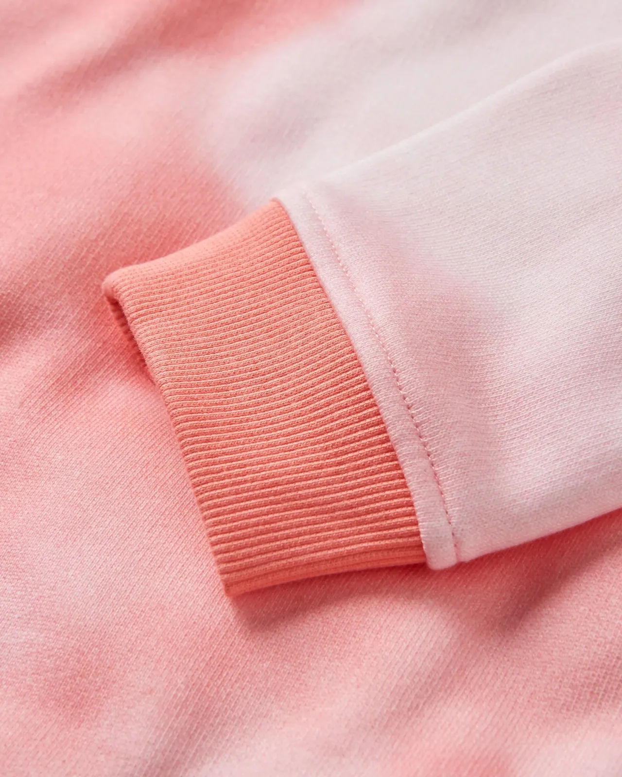 rediscover_biobaulwoll_sweatshirt__batike_muschelrosa_3.webp Best Sale Rediscover Bio-Baulwoll Sweatshirt - Batike Muschelrosa Damen Kapuzenpullover & Sweatshirts