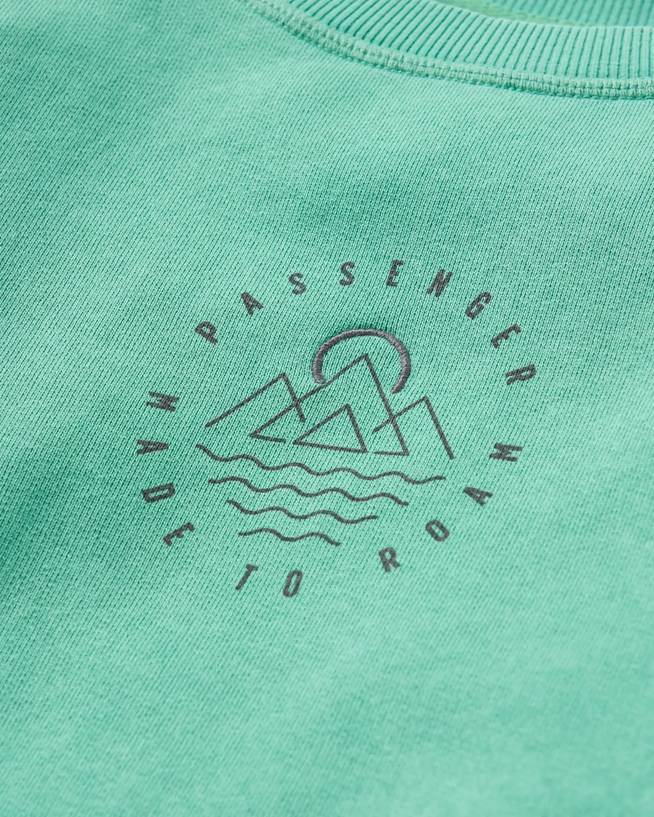 remote_sweatshirt_aus_recycelter_baumwolle__grne_fichte_6.webp Discount Remote Sweatshirt aus recycelter Baumwolle - Grüne Fichte Damen Kapuzenpullover & Sweatshirts