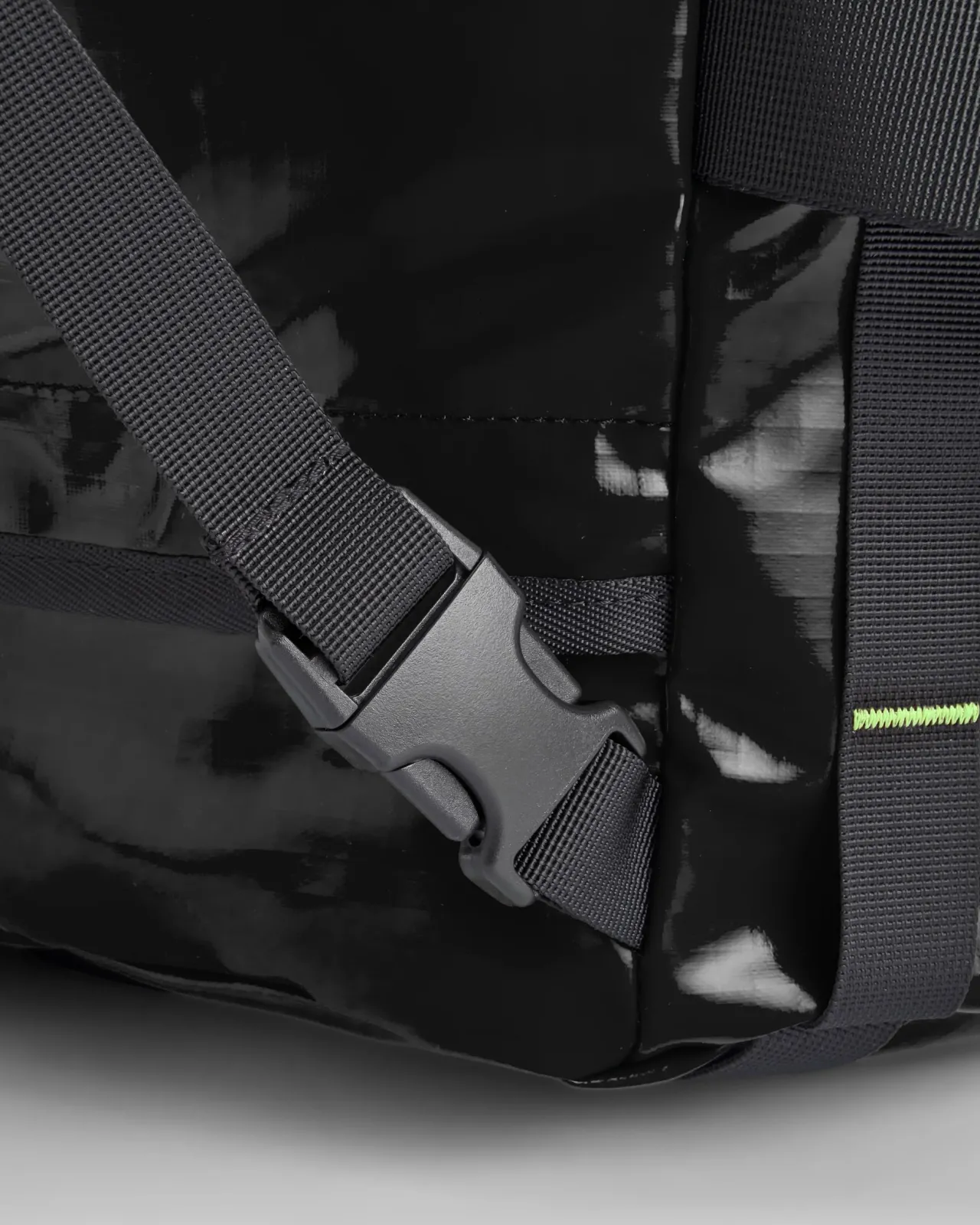 roamer_recycelte_l_reisetasche__schwarz_9.webp Store Roamer Recycelte 40L Reisetasche - Reisetaschen | Rucksäcke & Taschen