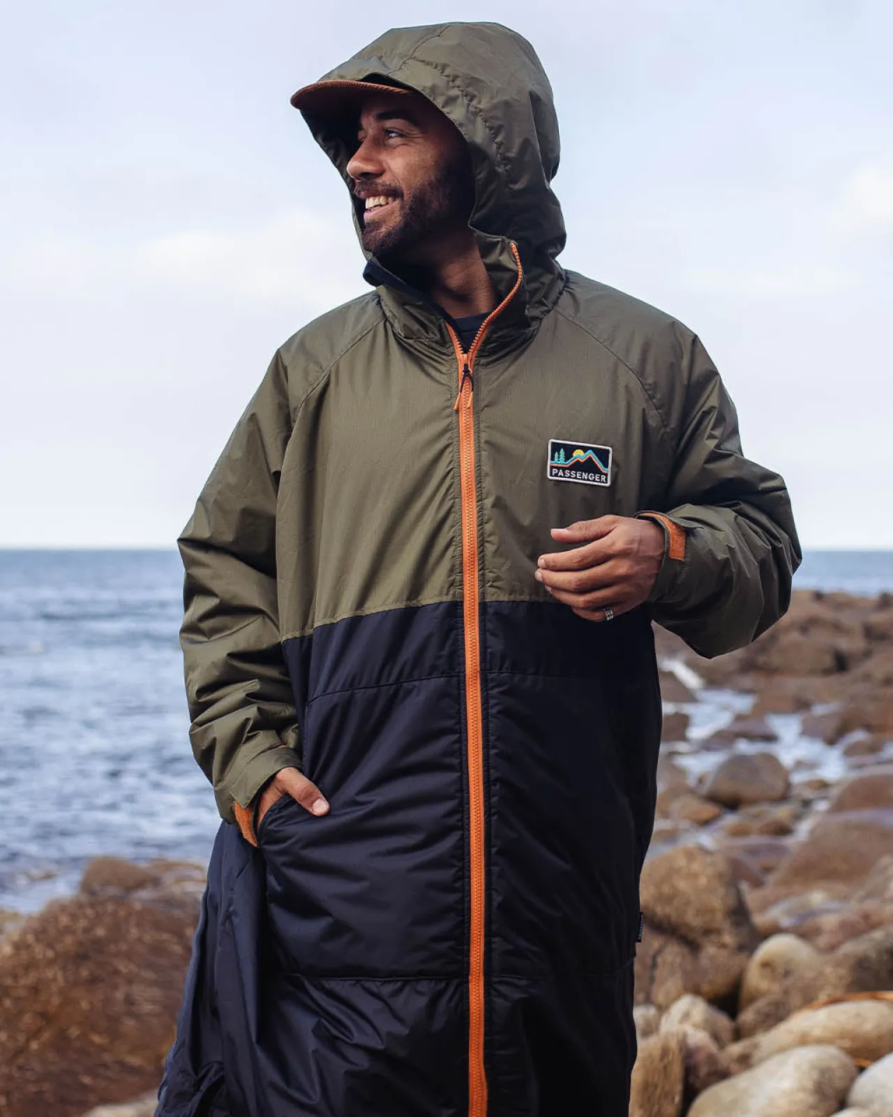 roaming_recycelter_sherpasurfponcho__schwarz_khaki_2.webp Cheap Roaming recycelter Sherpa-Surfponcho - Schwarz/ Khaki Surf-ponchos | Surf-ponchos