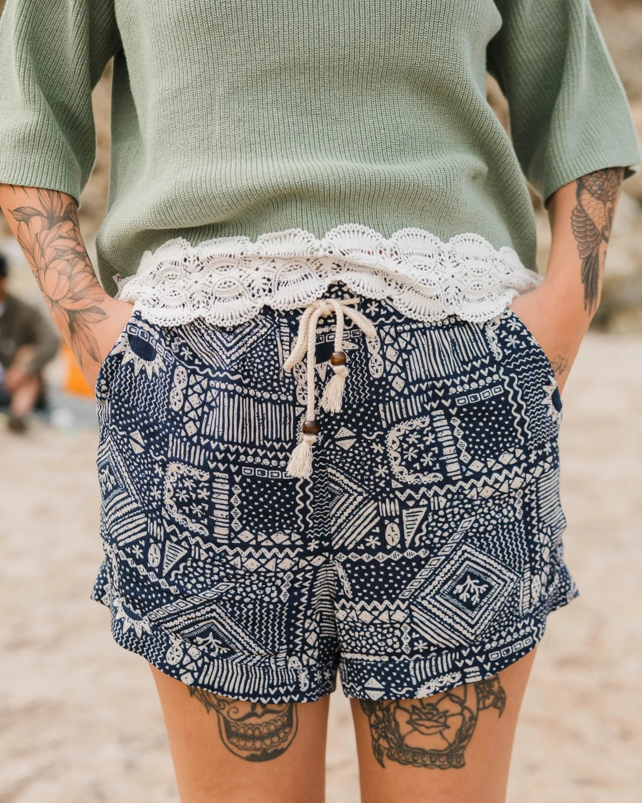Shop Santosa Gewebte Shorts - Vintage Patchwork Marineblau Damen Kurze Hosen