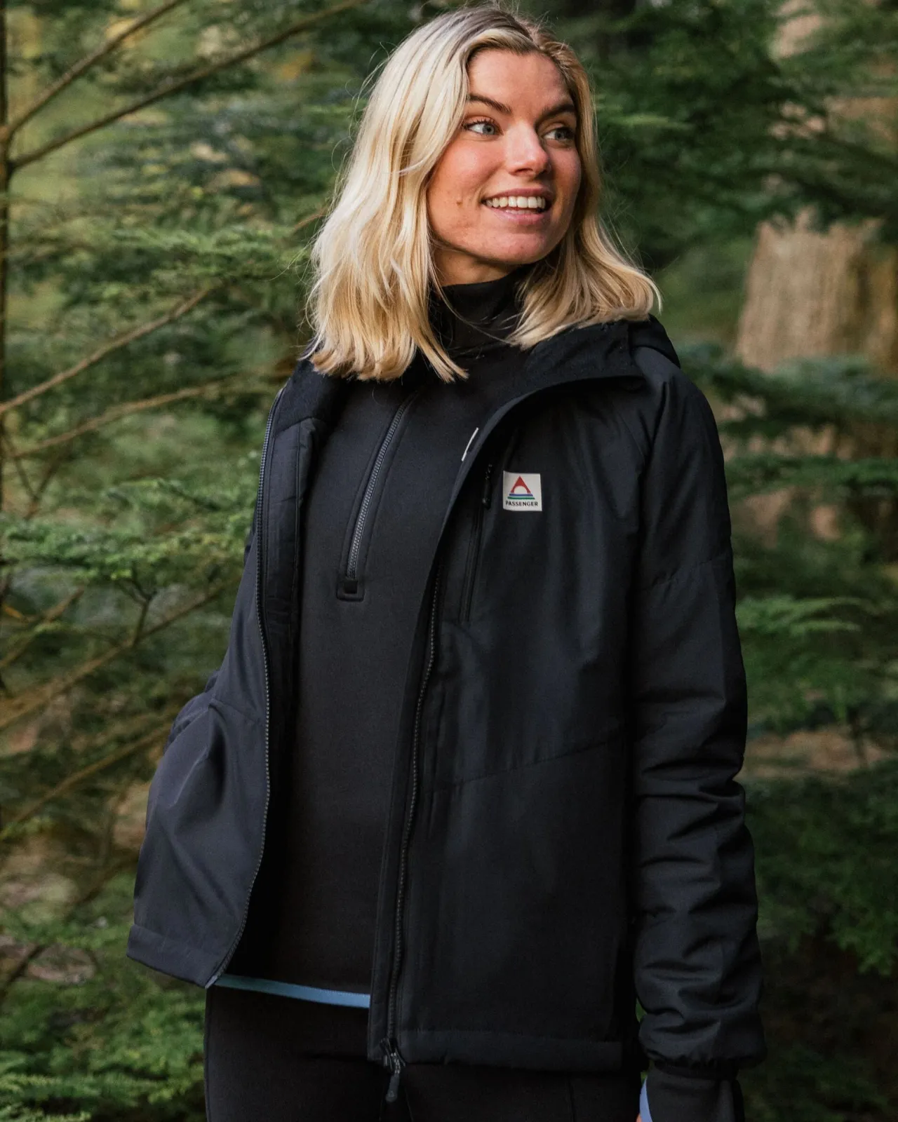 shasta_light_thermore_isolierte_jacke__schwarz_3.webp Sale Shasta Light Thermore® isolierte Jacke - Damen Isoliert | Oberteile