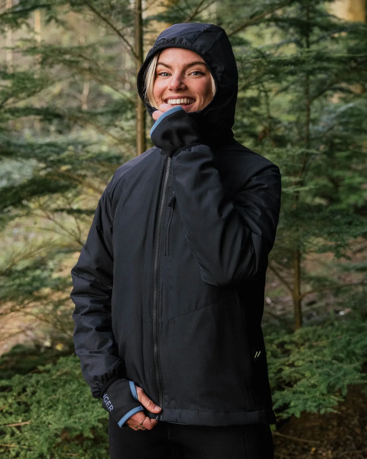 shasta_light_thermore_isolierte_jacke__schwarz_5.webp Sale Shasta Light Thermore® isolierte Jacke - Damen Isoliert | Oberteile