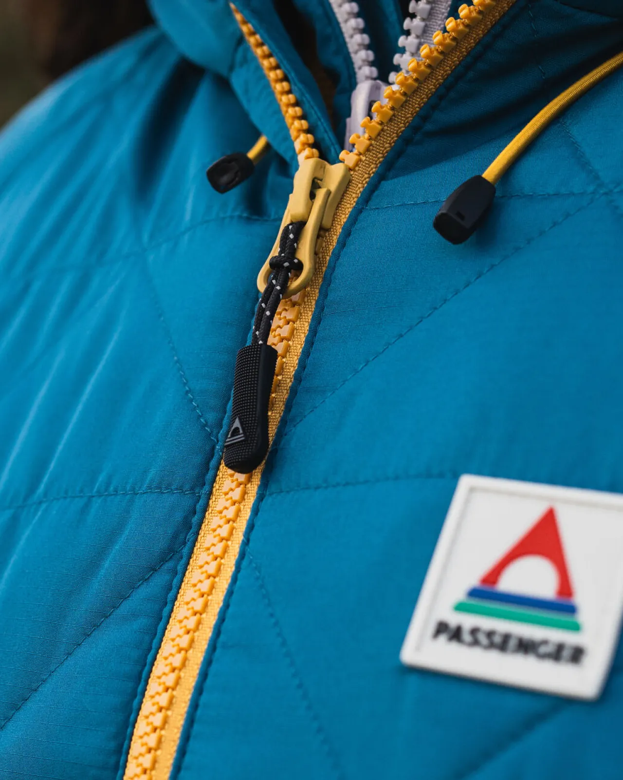 singletrack_recycelte_thermoreisolierjacke__korsarblau_dschungelgrn_2.webp Outlet Singletrack Recycelte Thermore®-Isolierjacke - Korsarblau/ Dschungelgrün Damen Jacken