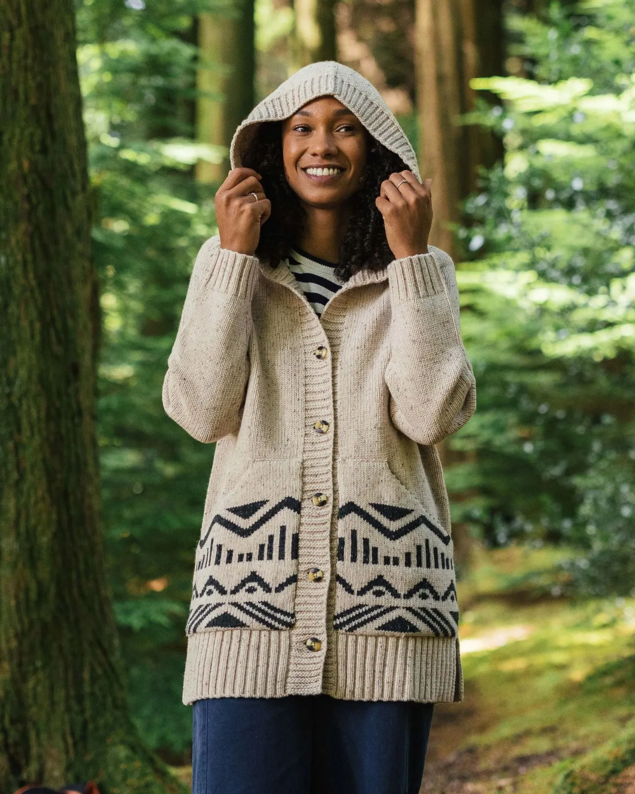snoozle_recycelter_gestrickter_kapuzencardigan__hafermehl_2.webp Discount Snoozle Recycelter gestrickter Kapuzencardigan - Damen Strickwaren