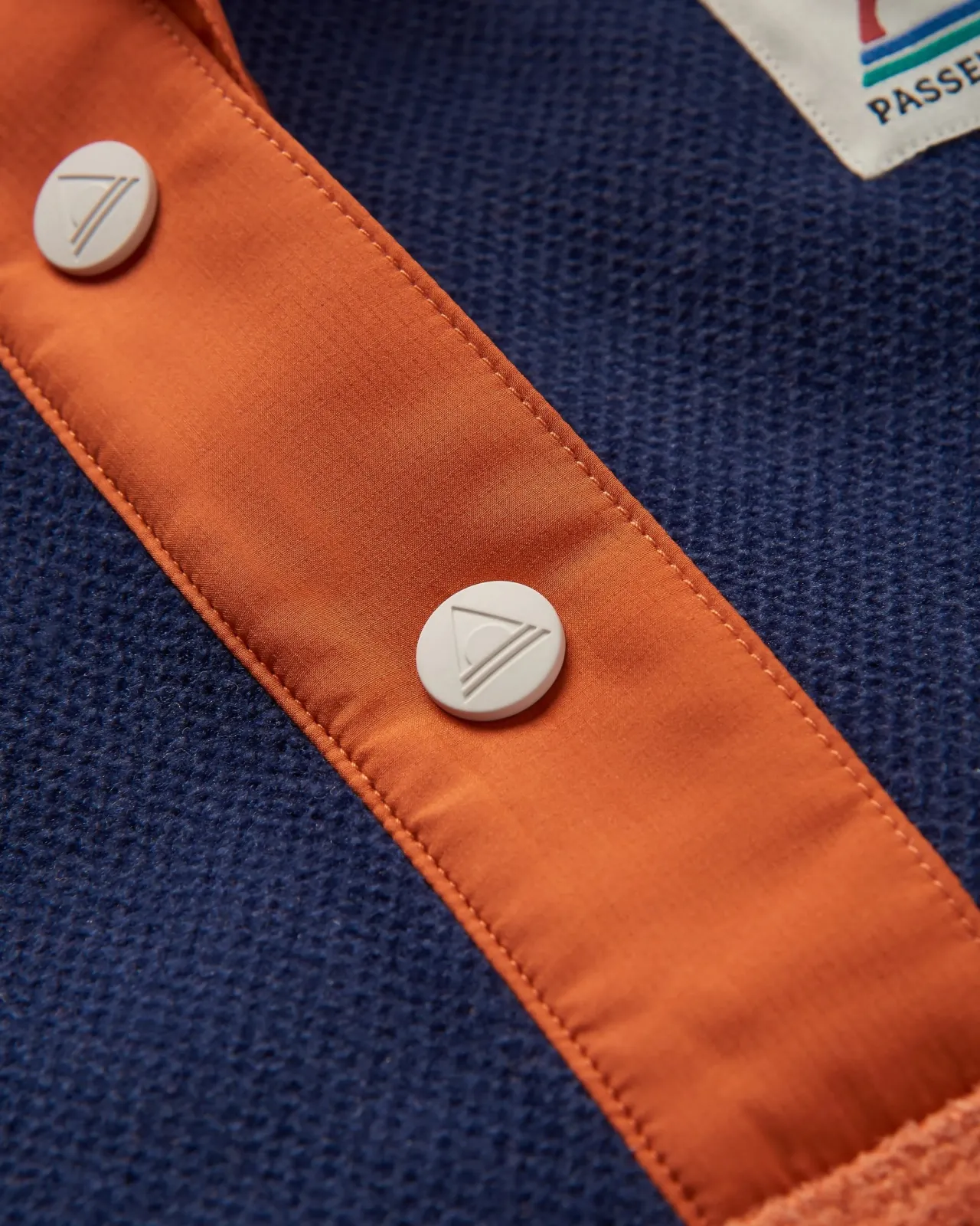snowdrop_pullover_aus_recyceltem_polartec_fleece__tiefes_marineblau_6.webp Online Snowdrop Pullover aus recyceltem Polartec® Fleece - Tiefes Marineblau Damen Oberteile
