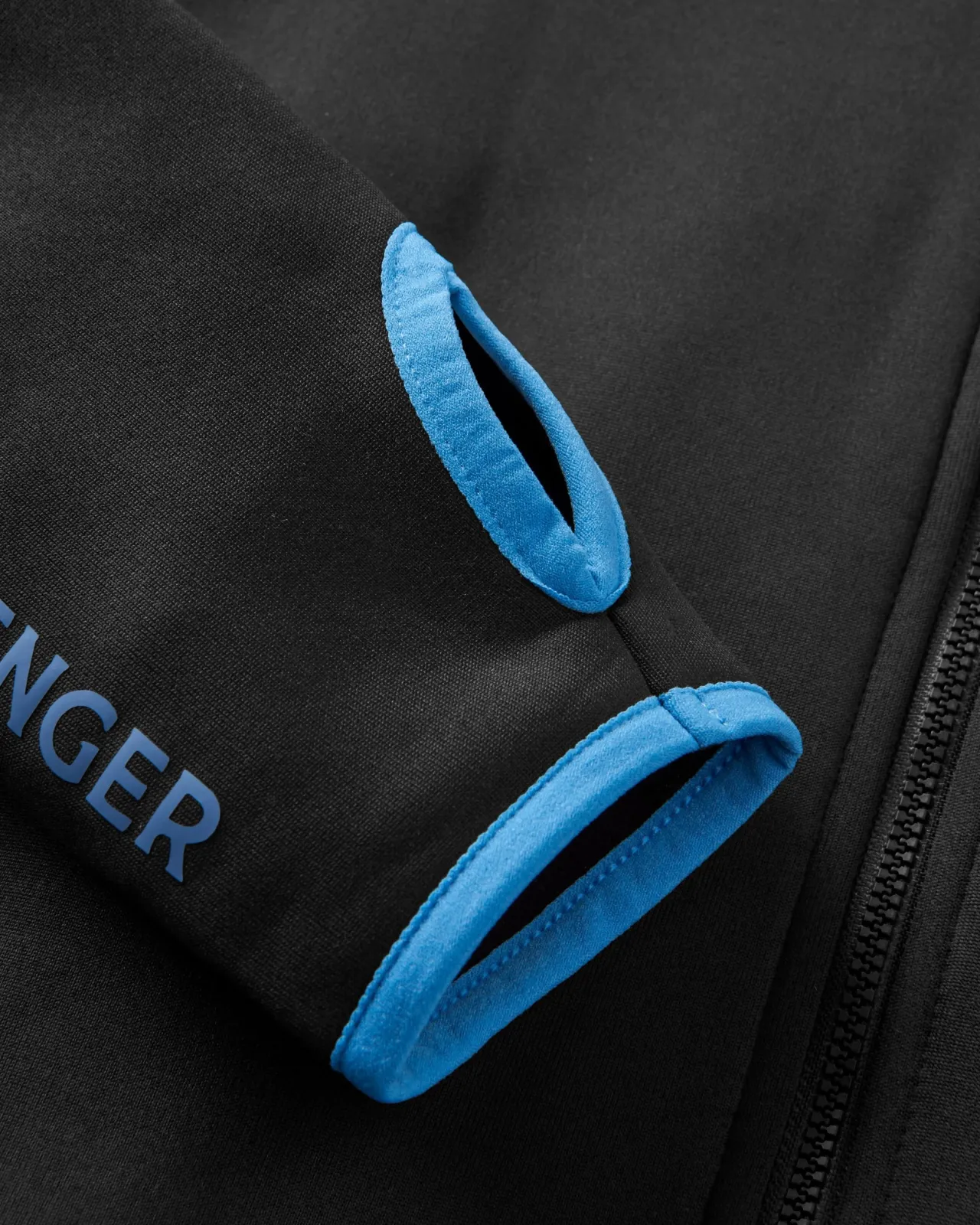 solitude_recycelter_polartec_fleece_kapuzenpullover__schwarz_10.webp Sale Solitude Recycelter Polartec® Fleece Kapuzenpullover - Herren Kapuzenpullover & Sweatshirts | Fleece