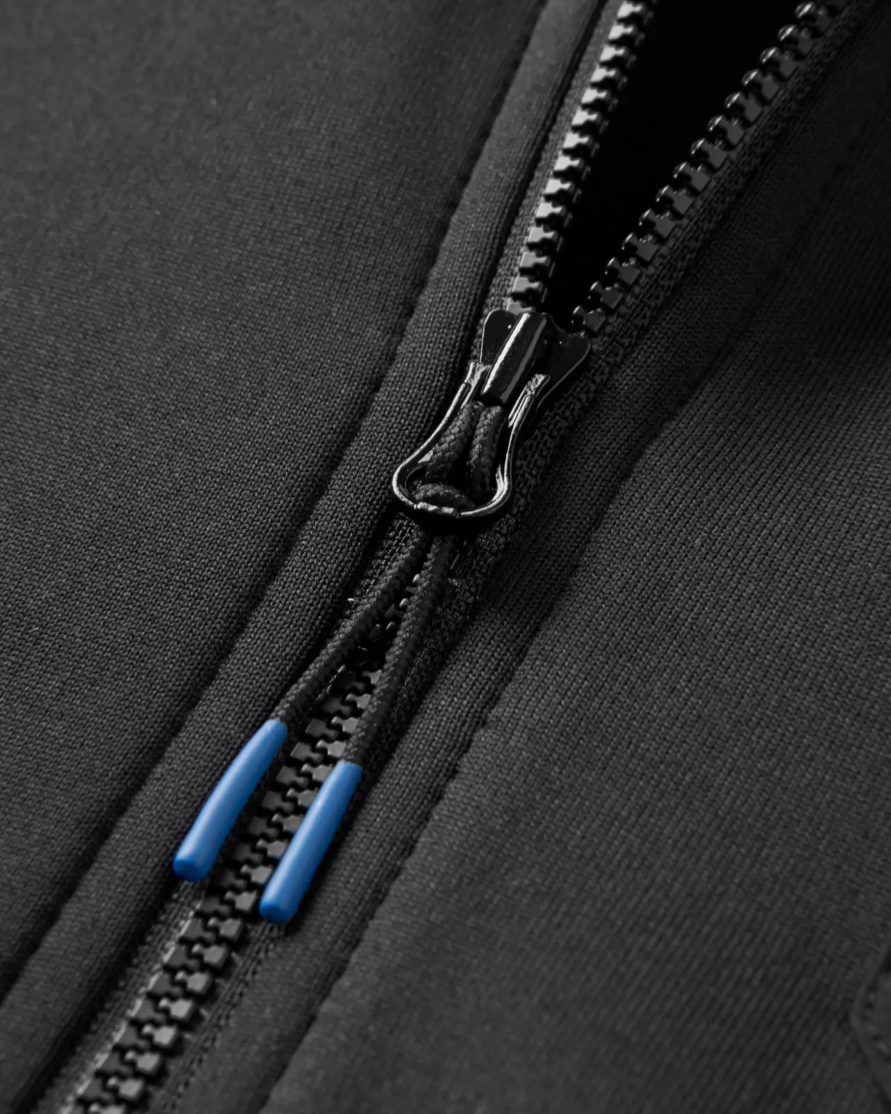 solitude_recycelter_polartec_fleece_kapuzenpullover__schwarz_7.webp Sale Solitude Recycelter Polartec® Fleece Kapuzenpullover - Herren Kapuzenpullover & Sweatshirts | Fleece
