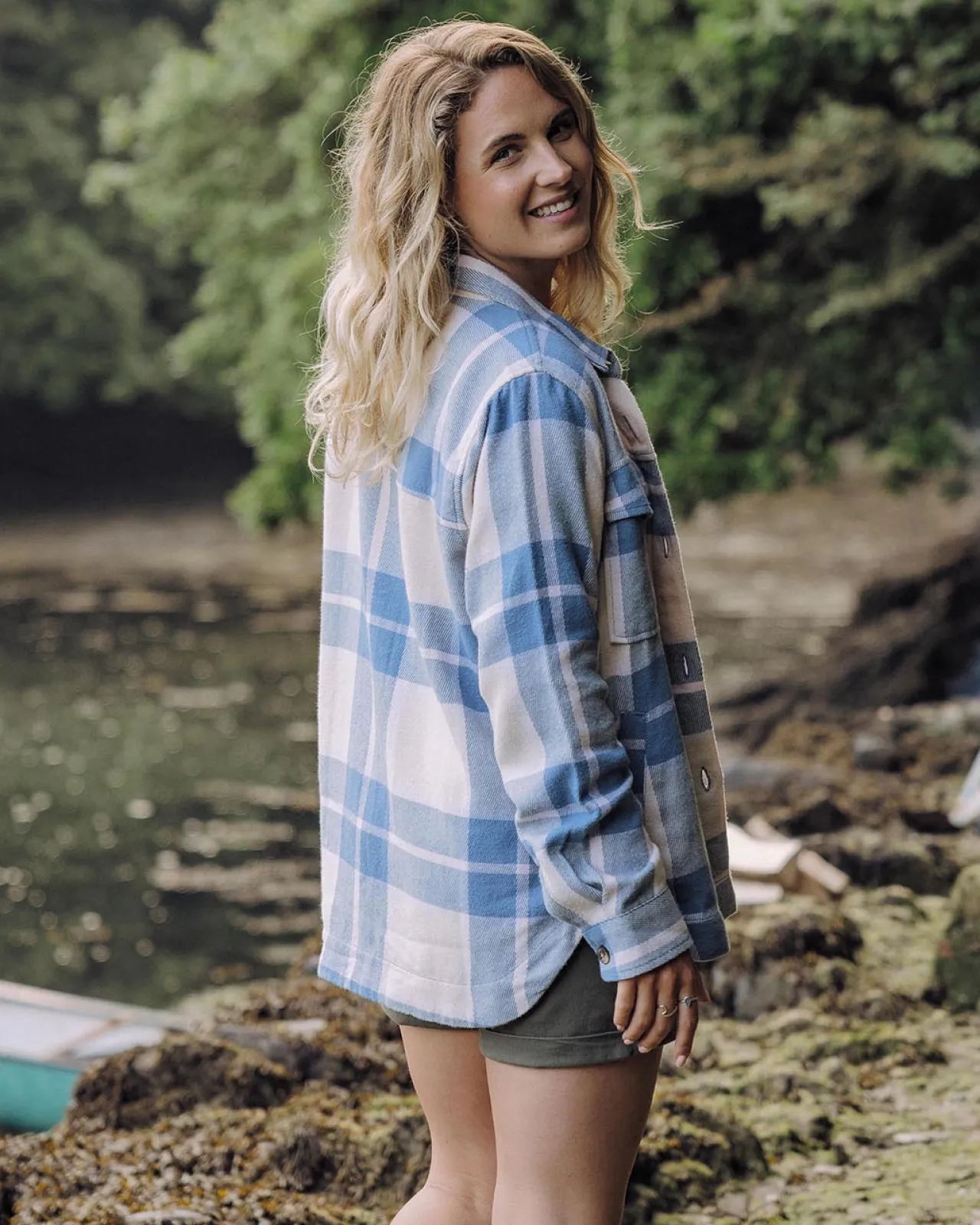 stella_biobaumwolllangarmshirt__provinz_blau_karo_5.webp Best Stella Bio-Baumwoll-Langarmshirt - Provinz Blau Karo Damen Hemden