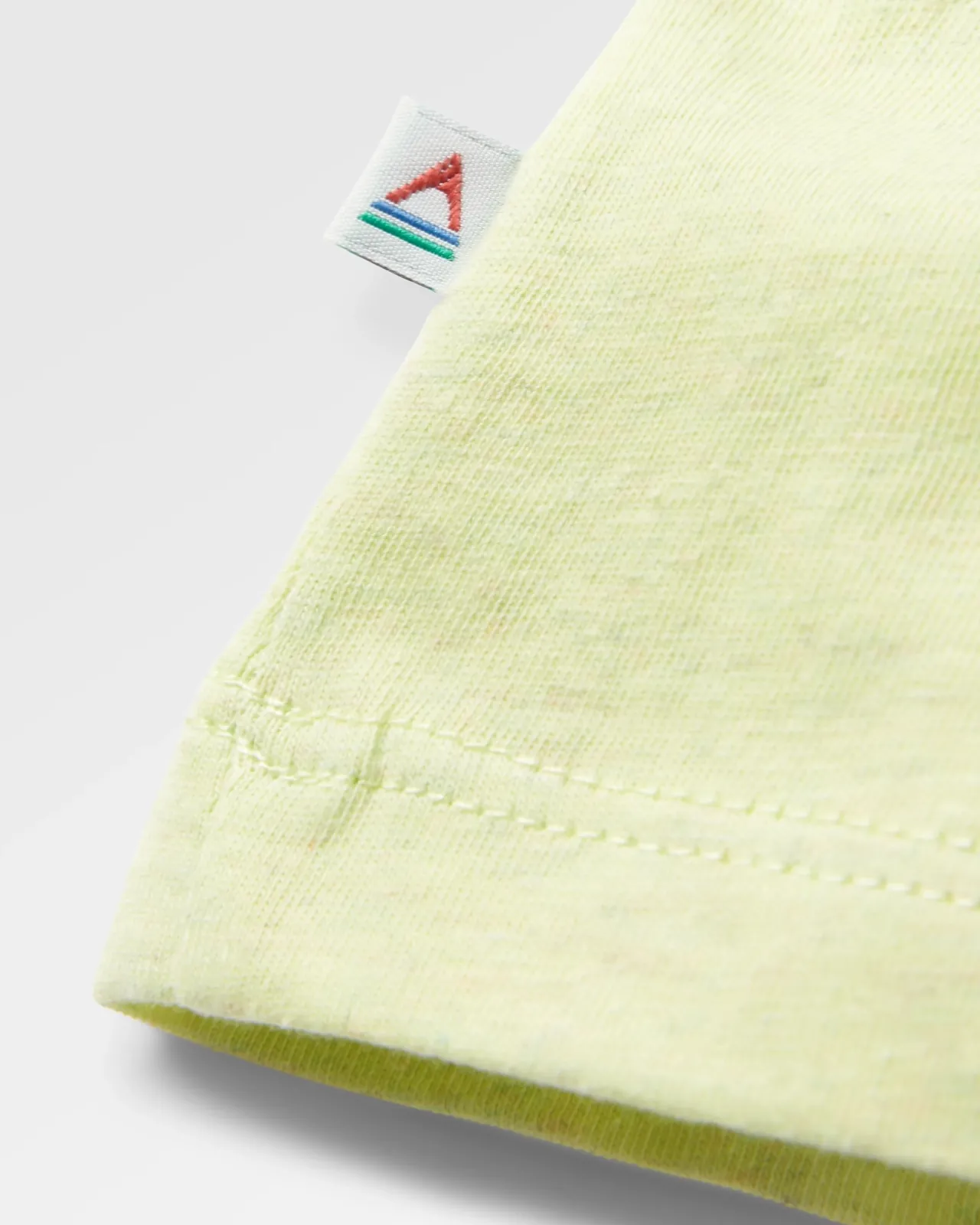 sunburst_organic_tshirt__soft_lime_juice_4.webp Cheap Sunburst Organic T-Shirt - Soft Lime Juice Damen Oberteile & T-shirts