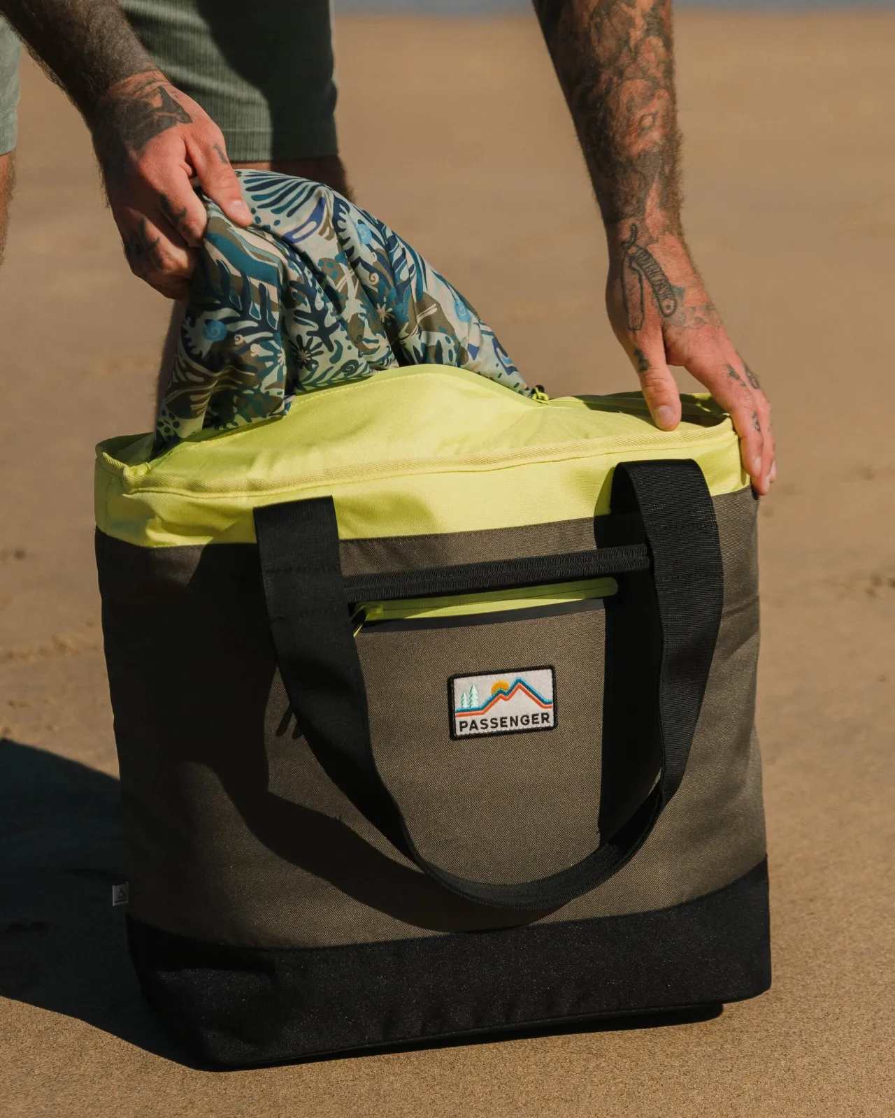 Hot Tote recycelte Kühltasche - Khaki Multi Aufbewahrung & Kühltaschen