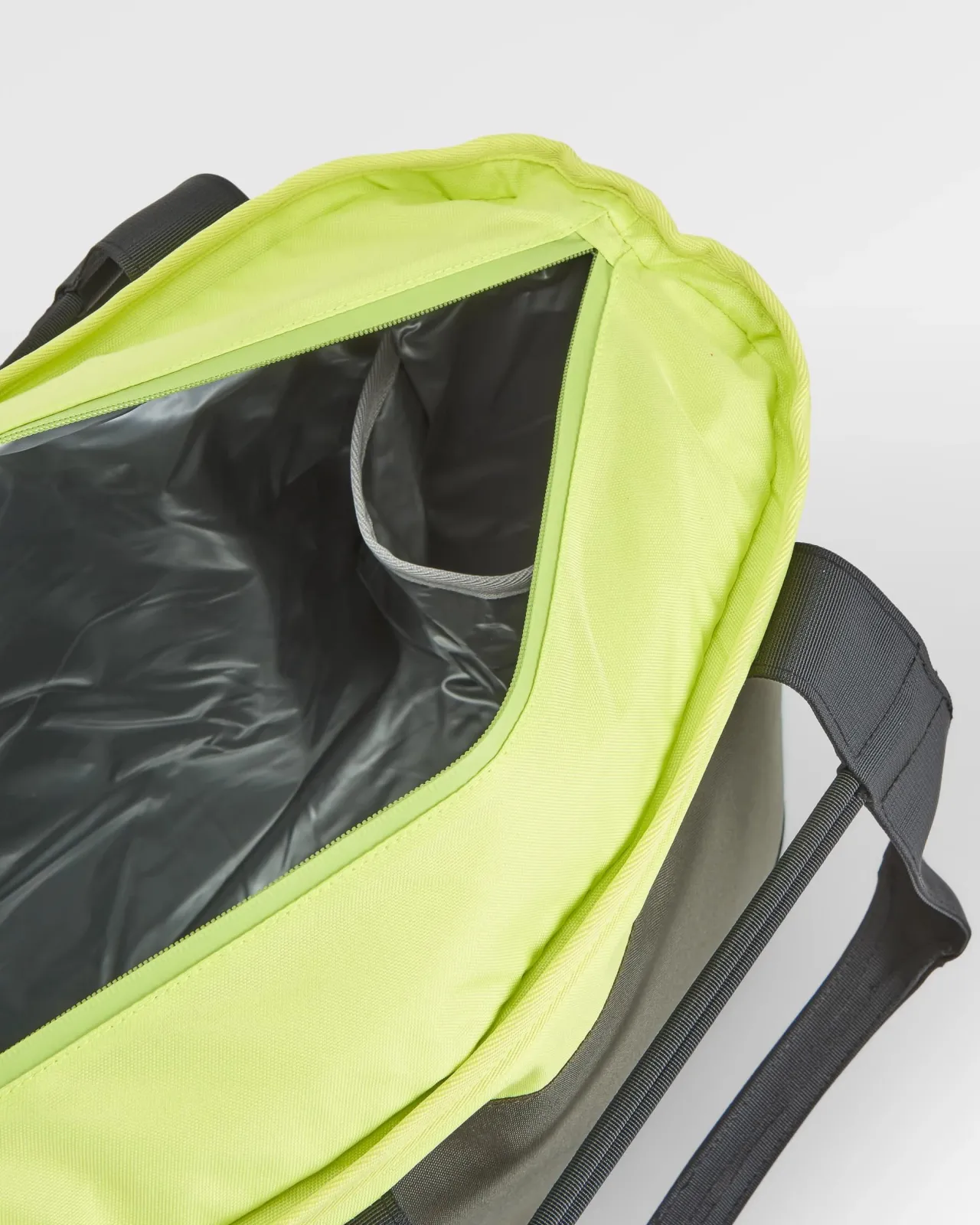 tote_recycelte_khltasche__khaki_multi_10.webp Hot Tote recycelte Kühltasche - Khaki Multi Aufbewahrung & Kühltaschen