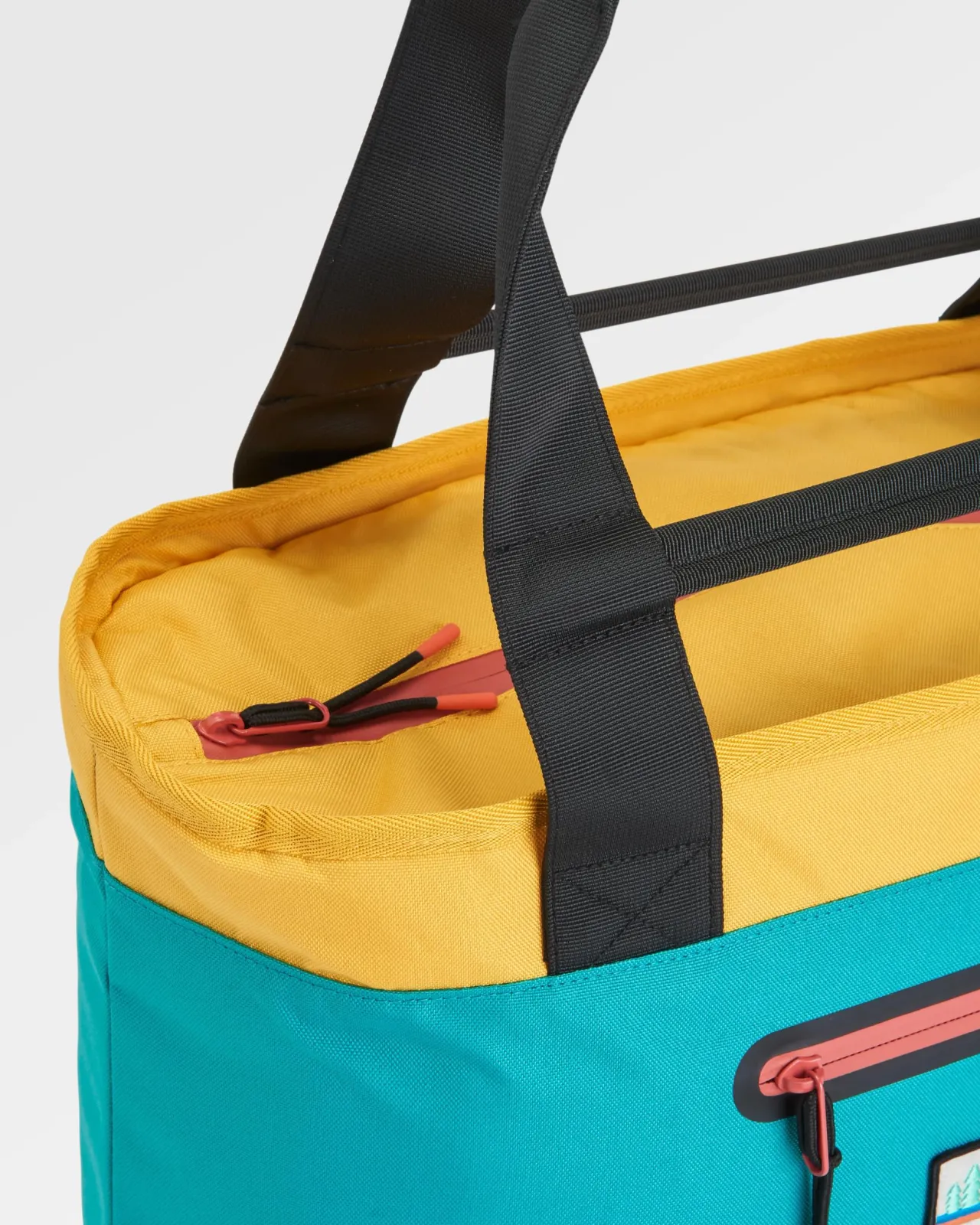 trace_recycyelter_isolierter__windbreaker_8.webp Online Trace recycyelter isolierter 2.0 Windbreaker Aufbewahrung & Kühltaschen | Kühltaschen