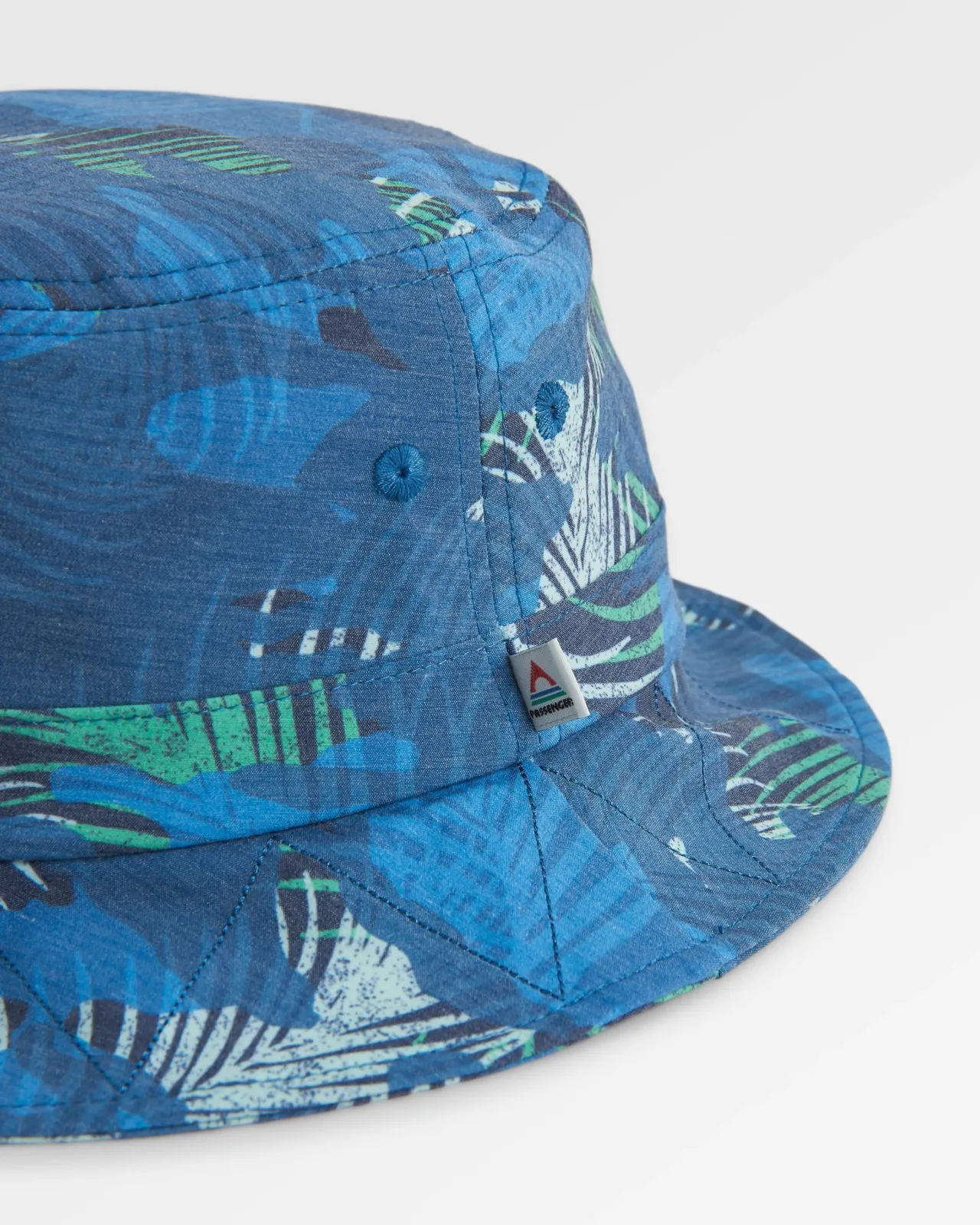 trail_fischerhut__palm_camo_mondlicht_3.webp Outlet Trail Fischerhut - Palm Camo Mondlicht Herren Accessoires | Accessoires