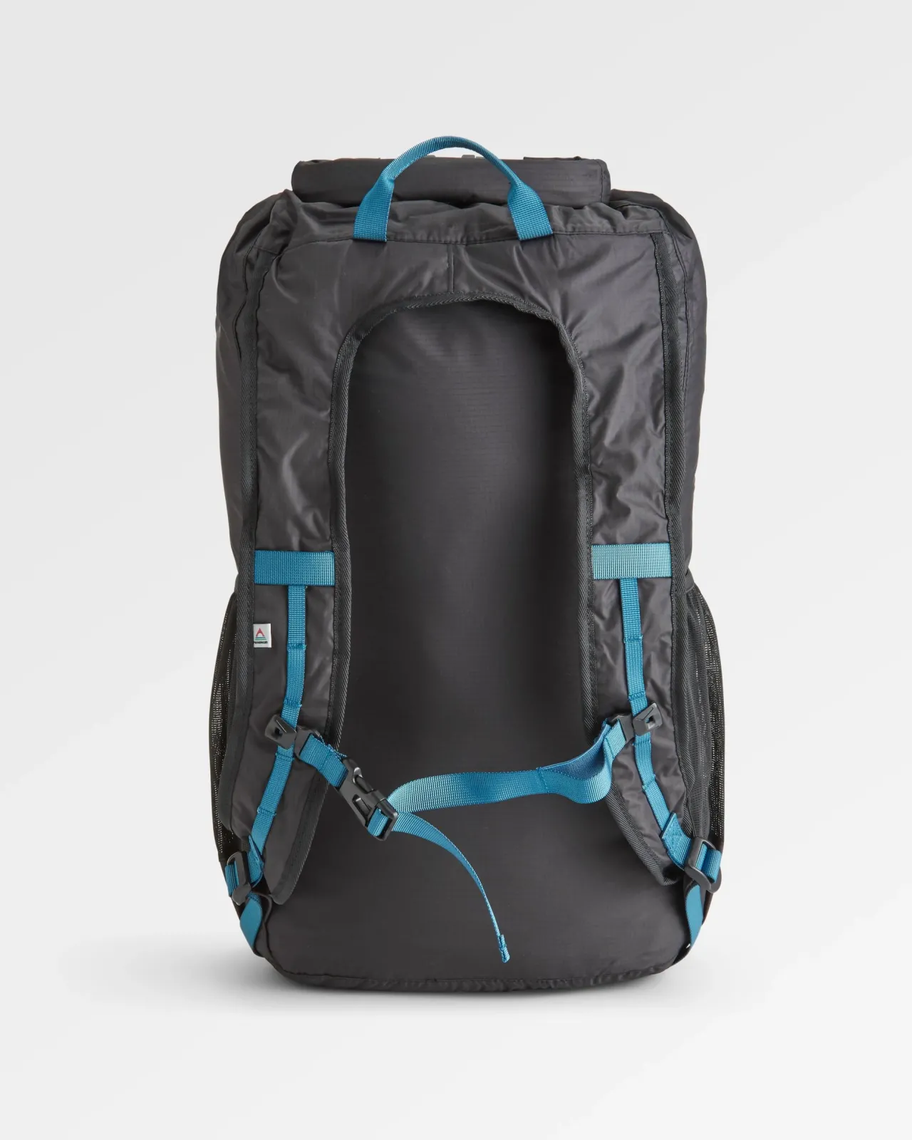 trail_light_packbarer_rucksack_aus_recyceltem_material__schwarz_2.webp Shop Trail Light Packbarer Rucksack aus recyceltem Material - Rucksäcke | Rucksäcke & Taschen