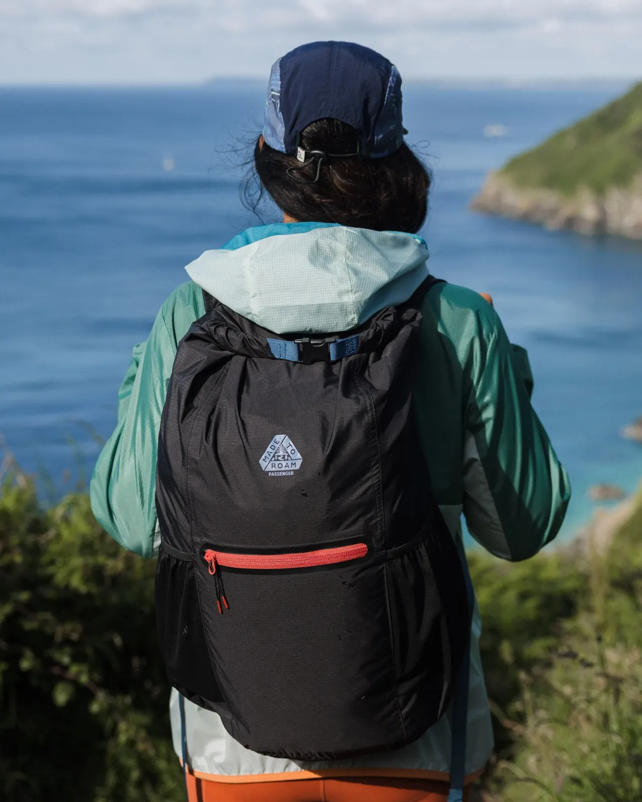 trail_light_packbarer_rucksack_aus_recyceltem_material__schwarz_9.webp Shop Trail Light Packbarer Rucksack aus recyceltem Material - Rucksäcke | Rucksäcke & Taschen