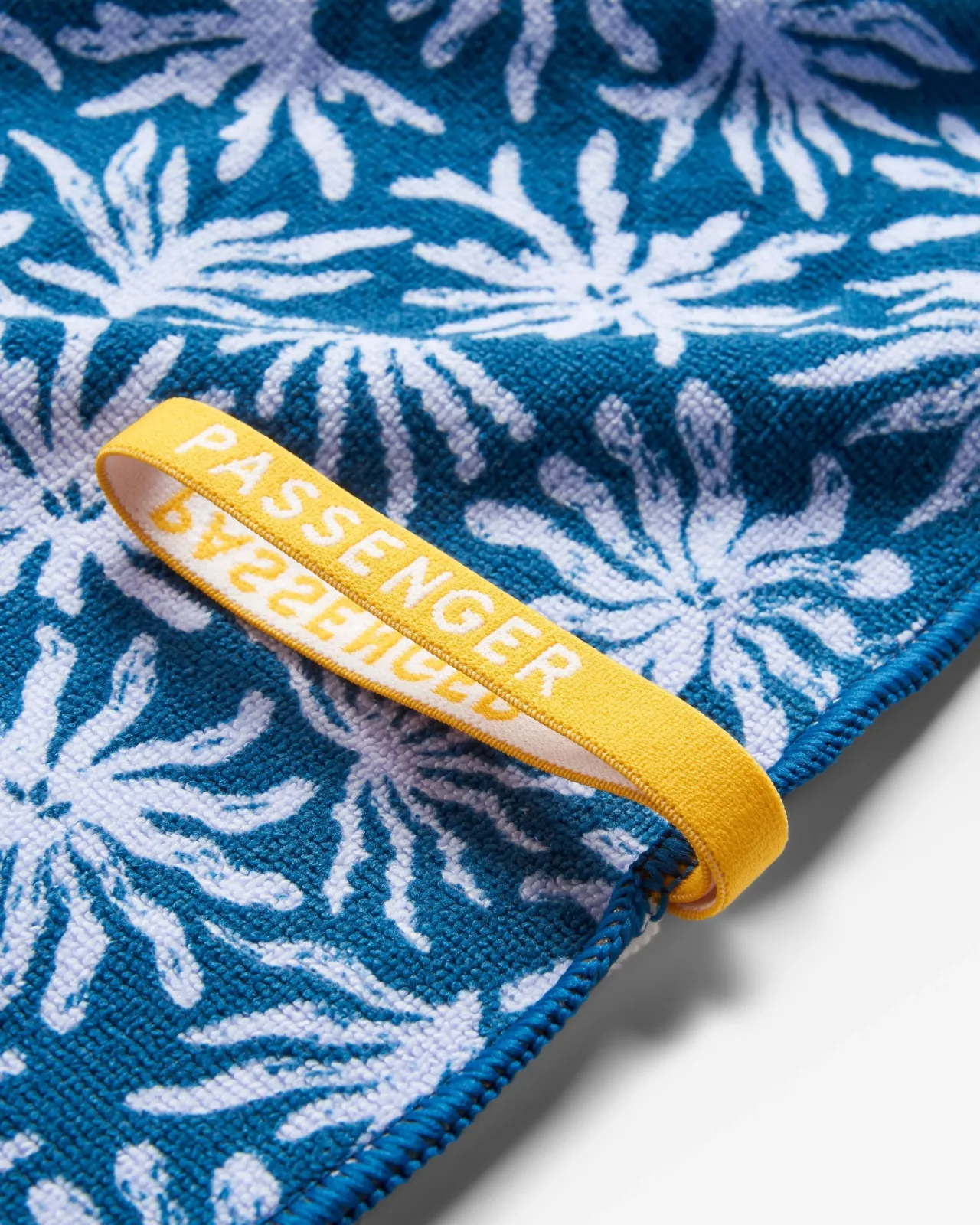 travel_handtuch_aus_recycelter_mikrofaser__seegras_blauer_stahl_3.webp Flash Sale Travel Handtuch aus recycelter Mikrofaser - Seegras Blauer Stahl Handtücher | Surfzubehör