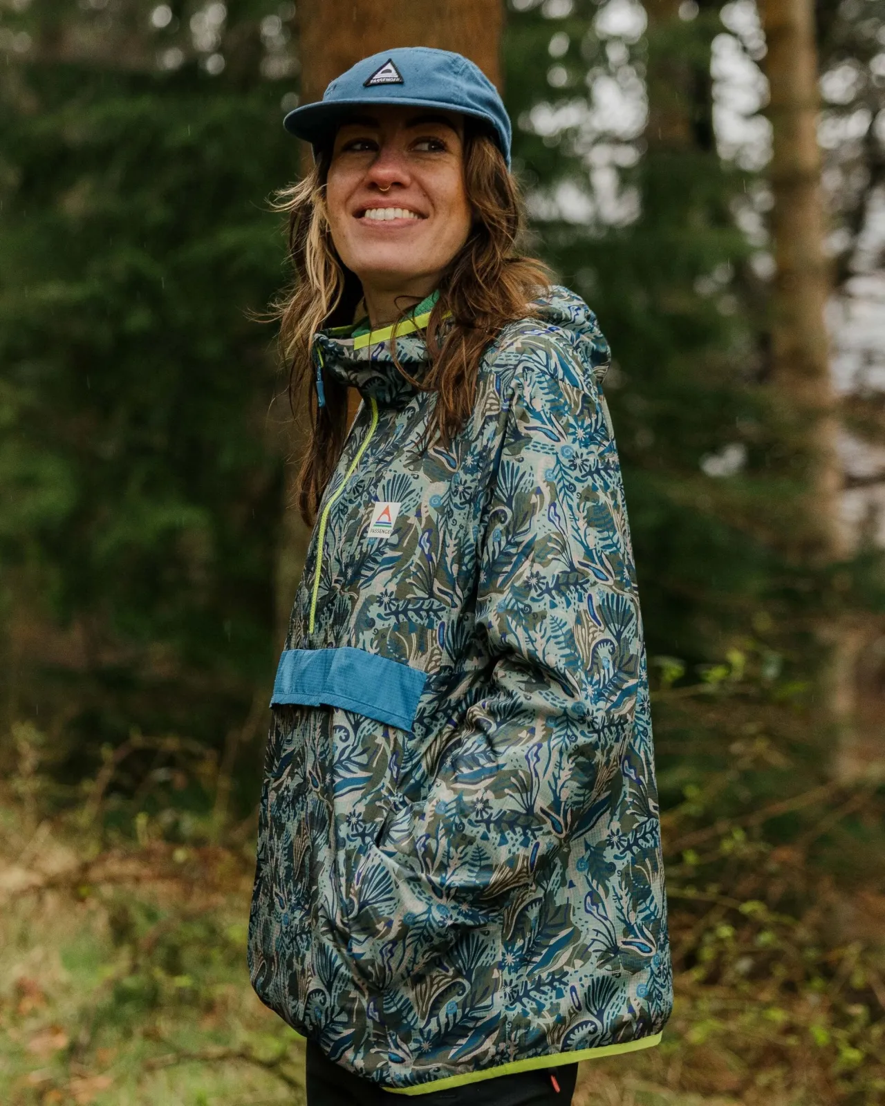 viento_recycelte_windjacke_anorak__abstrakte_seealge_pistazie_7.webp Store Viento Recycelte Windjacke Anorak - Abstrakte Seealge Pistazie Damen Oberteile