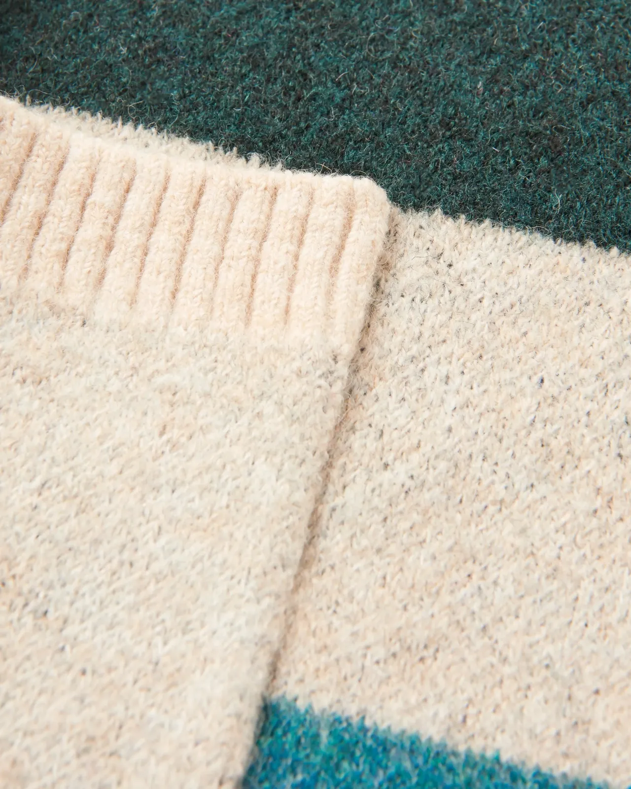 vista_recycelter_strickcardigan__regenwald_6.webp New Vista Recycelter Strickcardigan - Damen Strickwaren