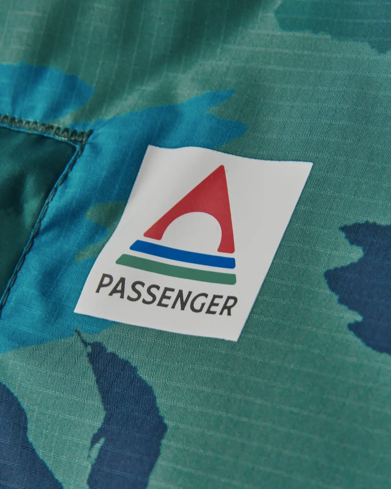 waves_recycelter_sherpa_geftterter_surfponcho__alpentarnung_regenwald_13.webp Store Waves Recycelter Sherpa Gefütterter Surf-Poncho - Alpen-Tarnung Regenwald Surf-ponchos | Surf-ponchos