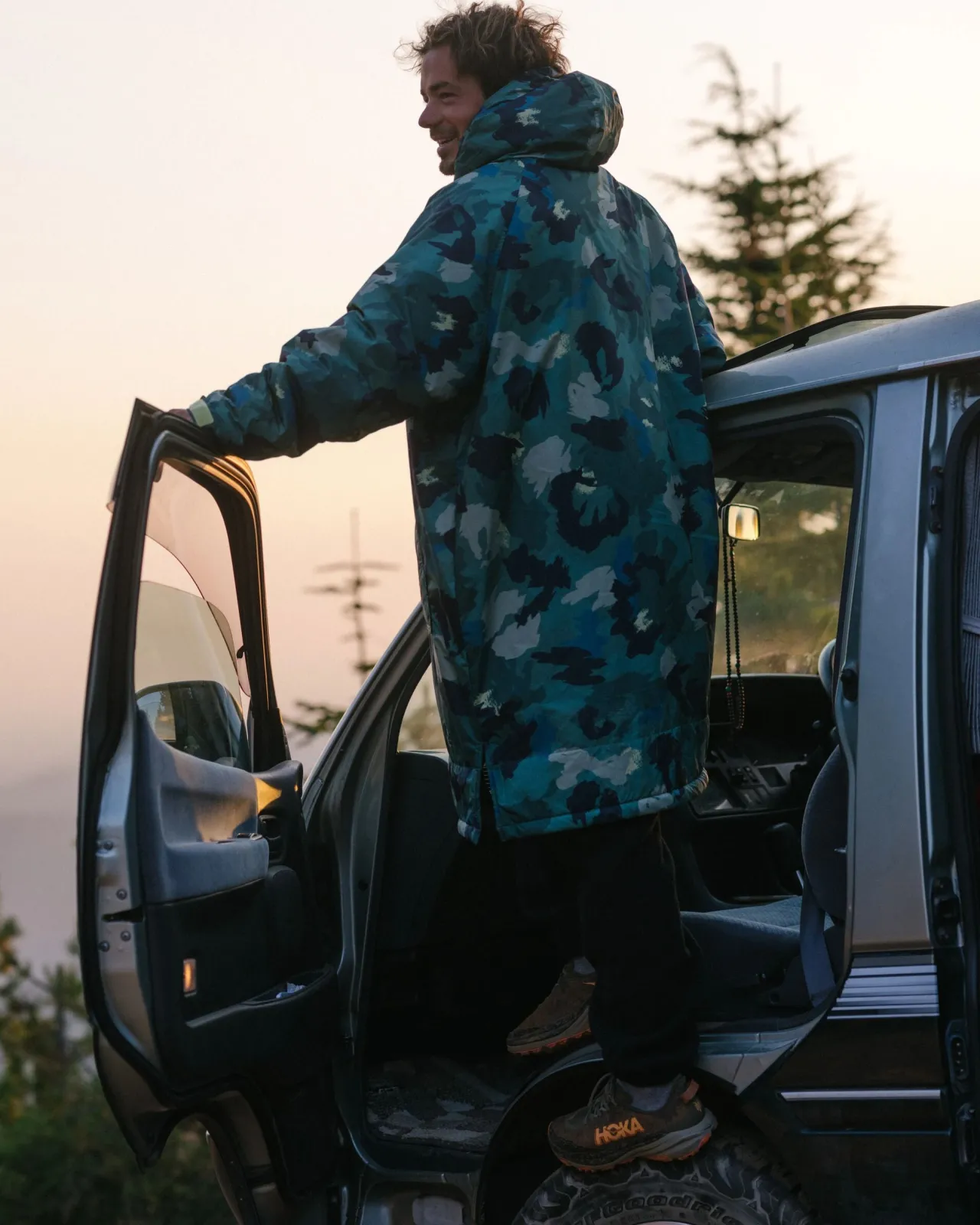 waves_recycelter_sherpa_geftterter_surfponcho__alpentarnung_regenwald_2.webp Store Waves Recycelter Sherpa Gefütterter Surf-Poncho - Alpen-Tarnung Regenwald Surf-ponchos | Surf-ponchos
