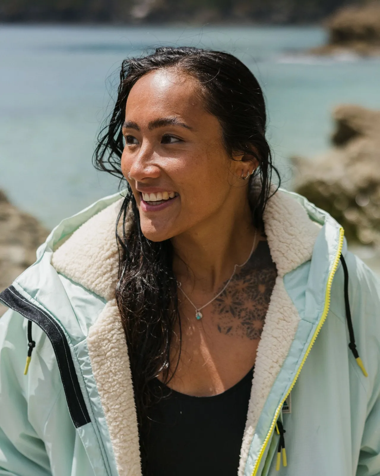 waves_recycelter_sherpa_geftterter_surfponcho__surf_spraytiefsee_5.webp Outlet Waves Recycelter Sherpa Gefütterter Surf-Poncho - Surf Spray/Tiefsee Surf-ponchos | Surf-ponchos