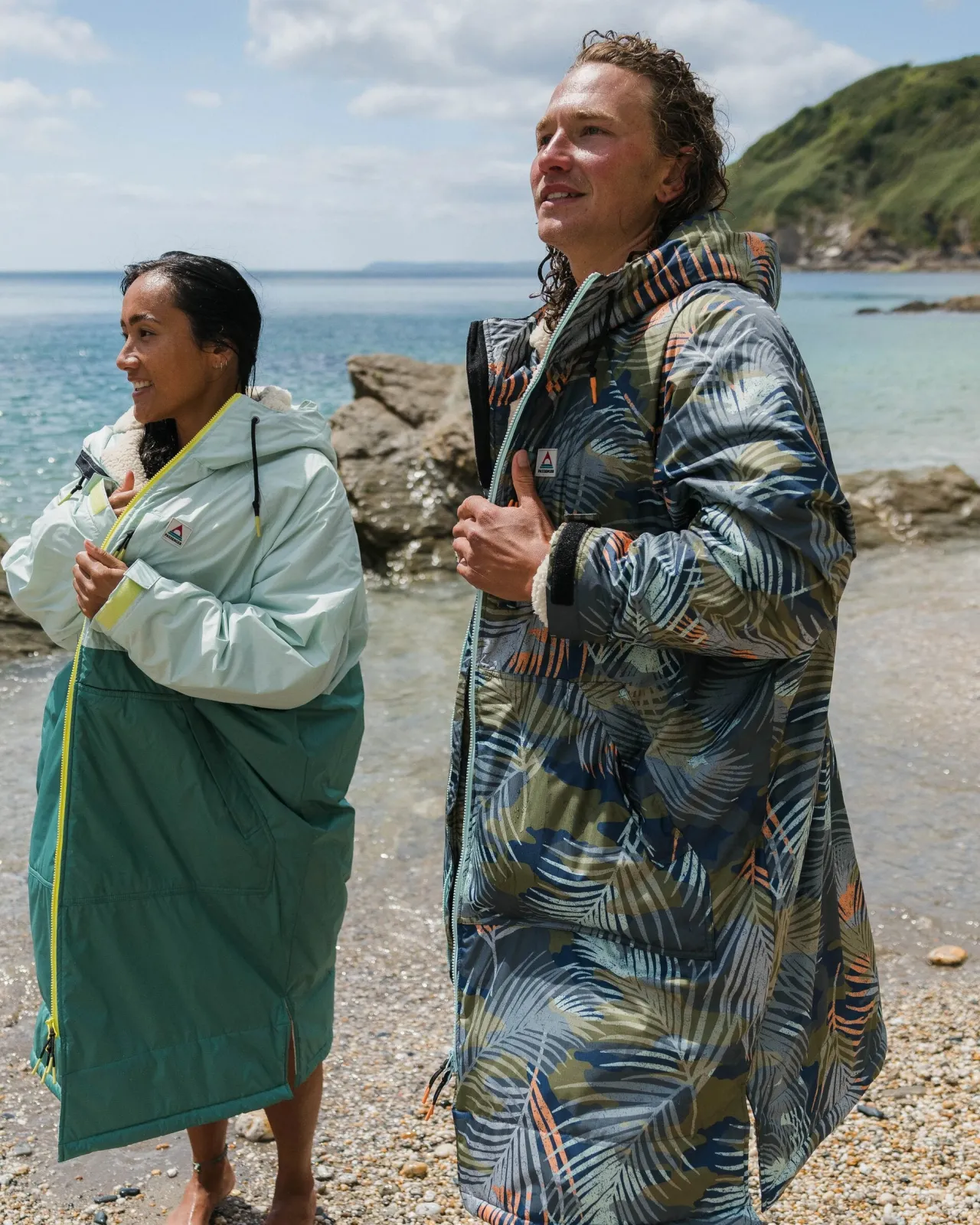 waves_recycled_sherpa_lined_changing_robe__palm_camo_apricot_2.webp Flash Sale Waves Recycled Sherpa Lined Changing Robe - Palm Camo Apricot Surf-ponchos | Surf-ponchos