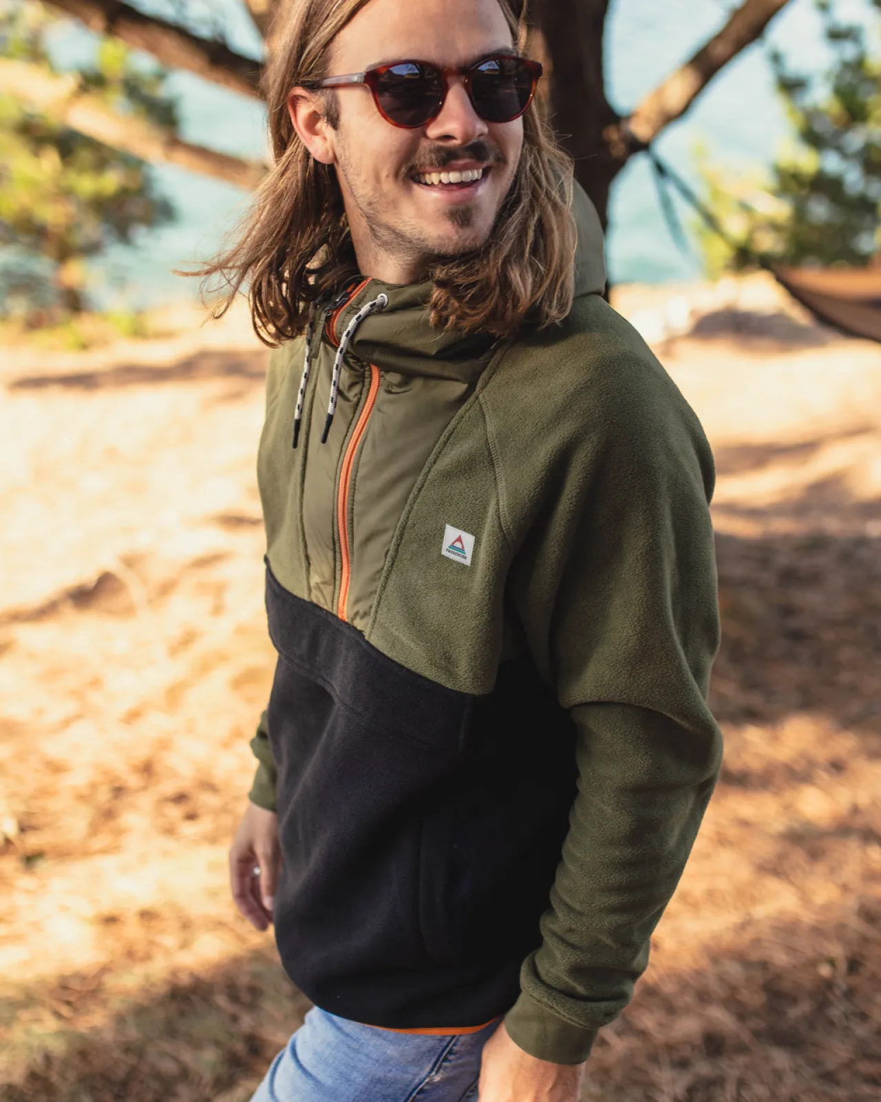 woodland_kapuzenpullover_mit__reiverschluss_aus_recyceltem_polarfleece__echtes_schwarz_khaki_2.webp Outlet Woodland Kapuzenpullover mit 1/2 Reißverschluss aus recyceltem Polarfleece - Echtes Schwarz/ Khaki Herren Fleece | Fleece
