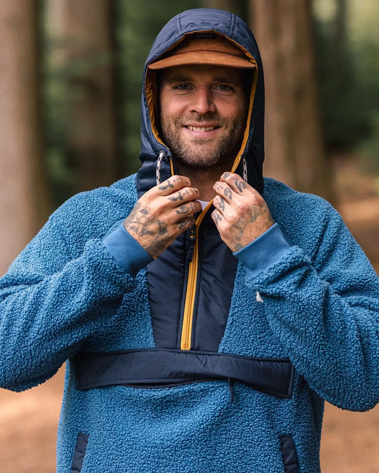 woodland_recyceltes_polargefttertes_sherpafleece__blauer_stahl_4.webp Best Sale Woodland Recyceltes Polar-gefüttertes Sherpa-Fleece - Blauer Stahl Herren Fleece | Fleece